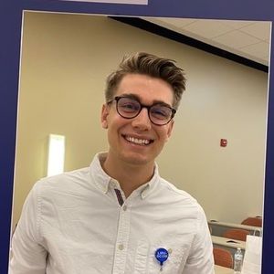 Meet your Posher, Val